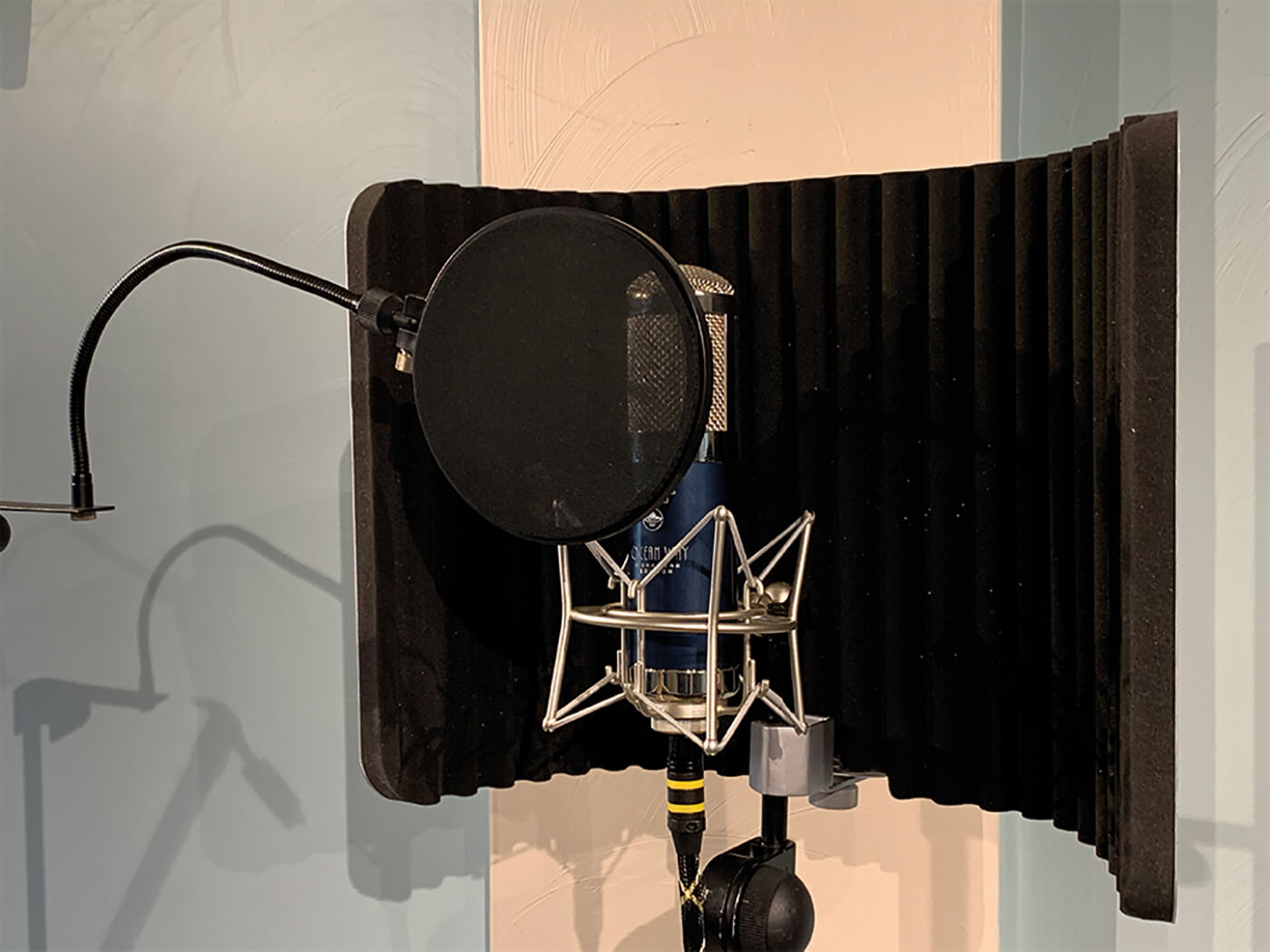 MT207 Studio One Recording Vocals 2